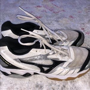 Mizuno Volleyball Shoes